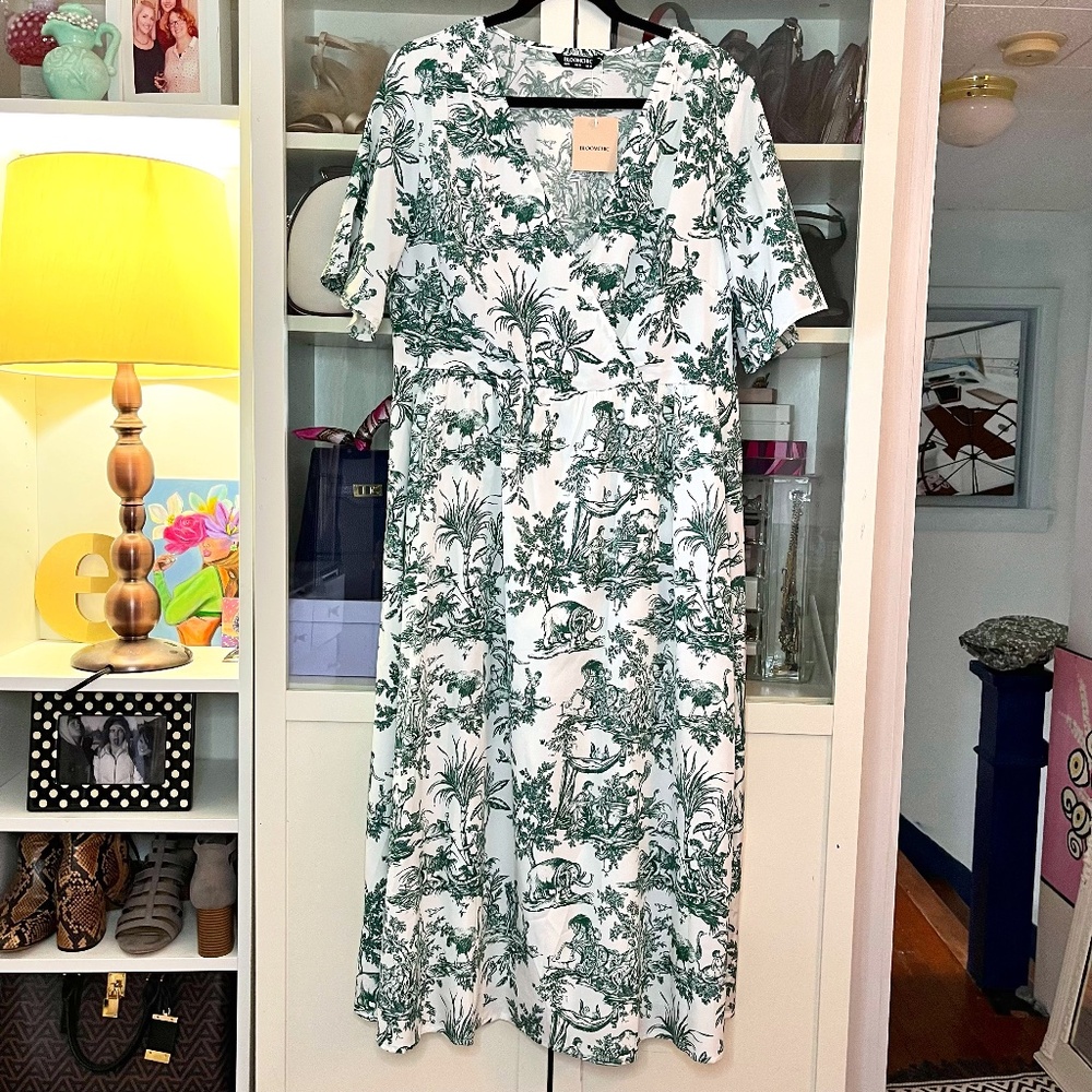 Pretty Green Toile Pattern Dress Size 12